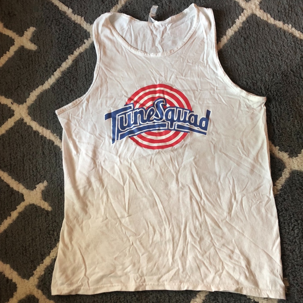 Lola Tune Squad Tank